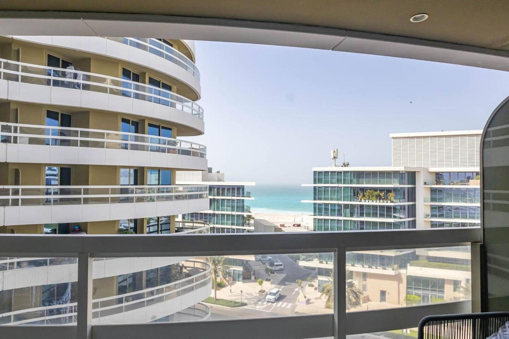 Bloomfeilds Modern 1Br Soul Beach Access Leilighet Abu Dhabi Eksteriør bilde