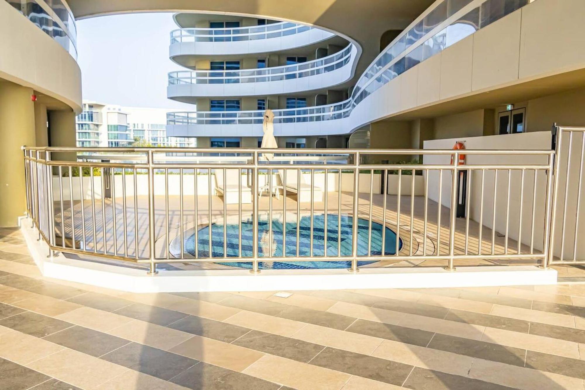 Bloomfeilds Modern 1Br Soul Beach Access Leilighet Abu Dhabi Eksteriør bilde